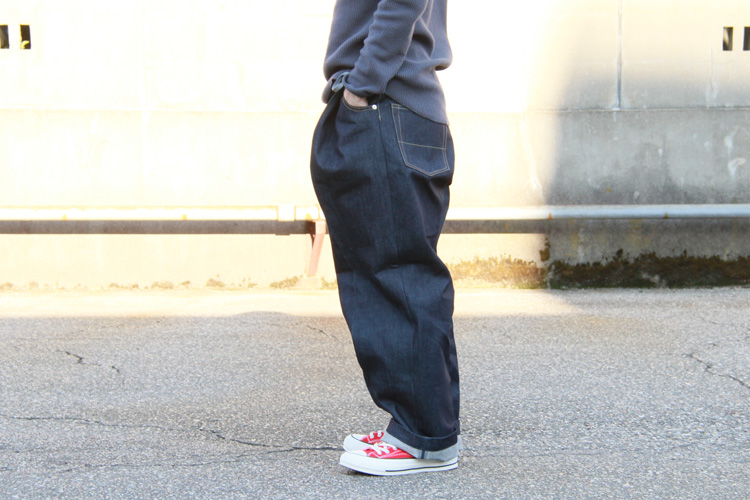 ネオンサインワイドデニムスラックス リジッド Wide Denim Slacks